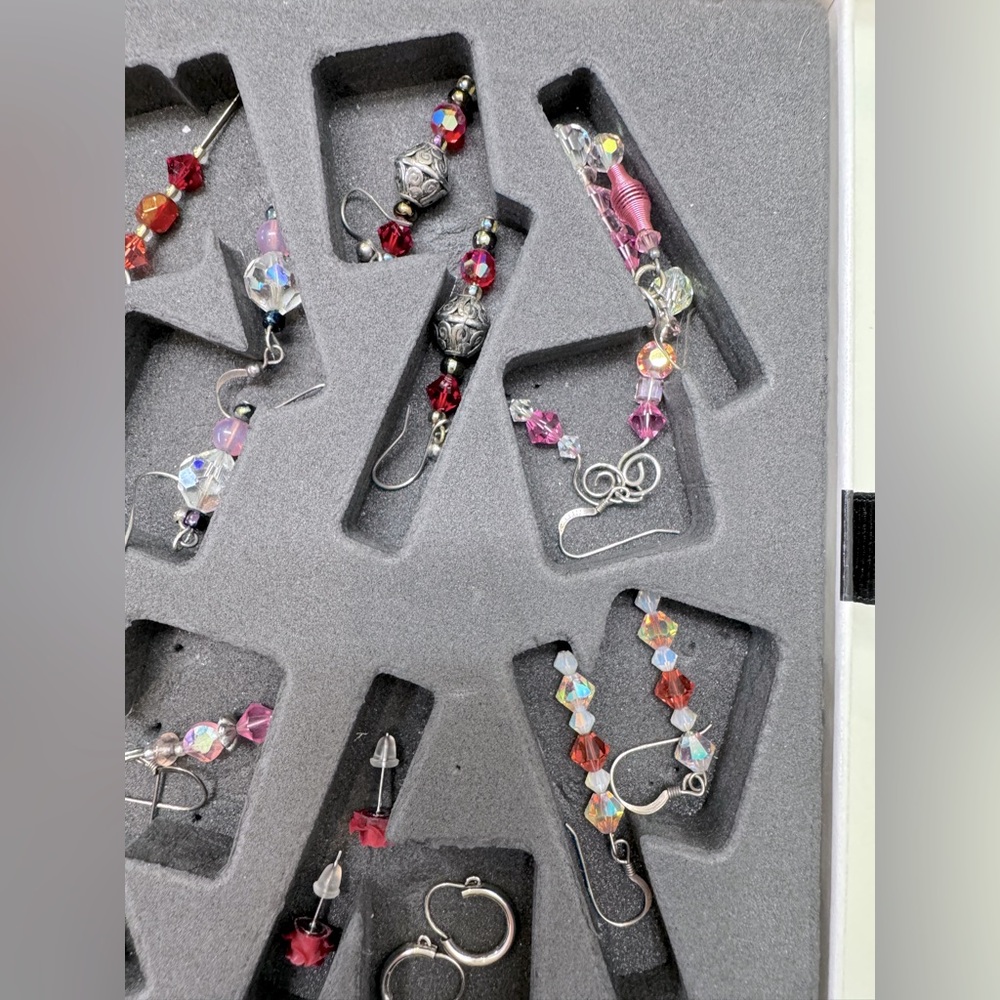 Earring Bundle! Swarovski Crystal Bead Earring Collection with Viktor & Rolf Box - Picture 11 of 12